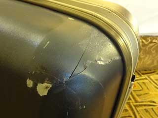 �z�e���̃A�Y���[�W��